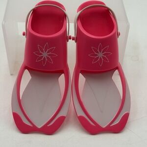 American Girl Lea Clark‎ Beach Scuba Pink Fins Flippers